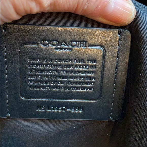COACH Signature Edge backpack in colorblock - Picture 6 of 7